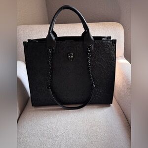 Betsey Johnson Black Skulls Roses Large Tote Bag Black Pouch Purse Halloween